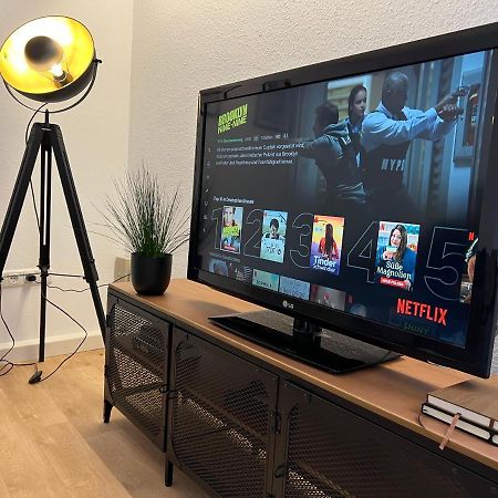 Modernes Haus Fuer 7 Gaeste 90M2 Tv Netflix Wlan Momlingen ภายนอก รูปภาพ