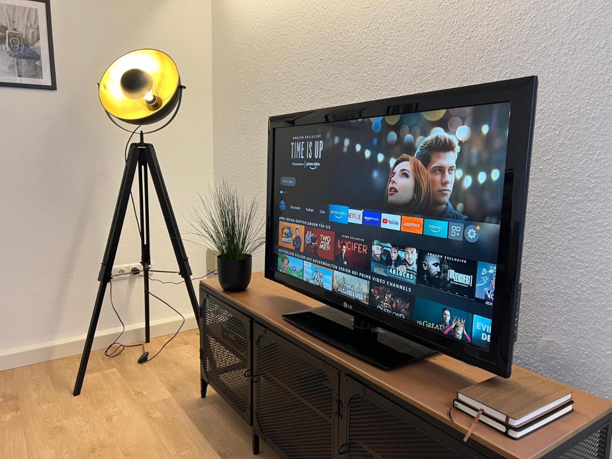 Modernes Haus Fuer 7 Gaeste 90M2 Tv Netflix Wlan Momlingen ภายนอก รูปภาพ
