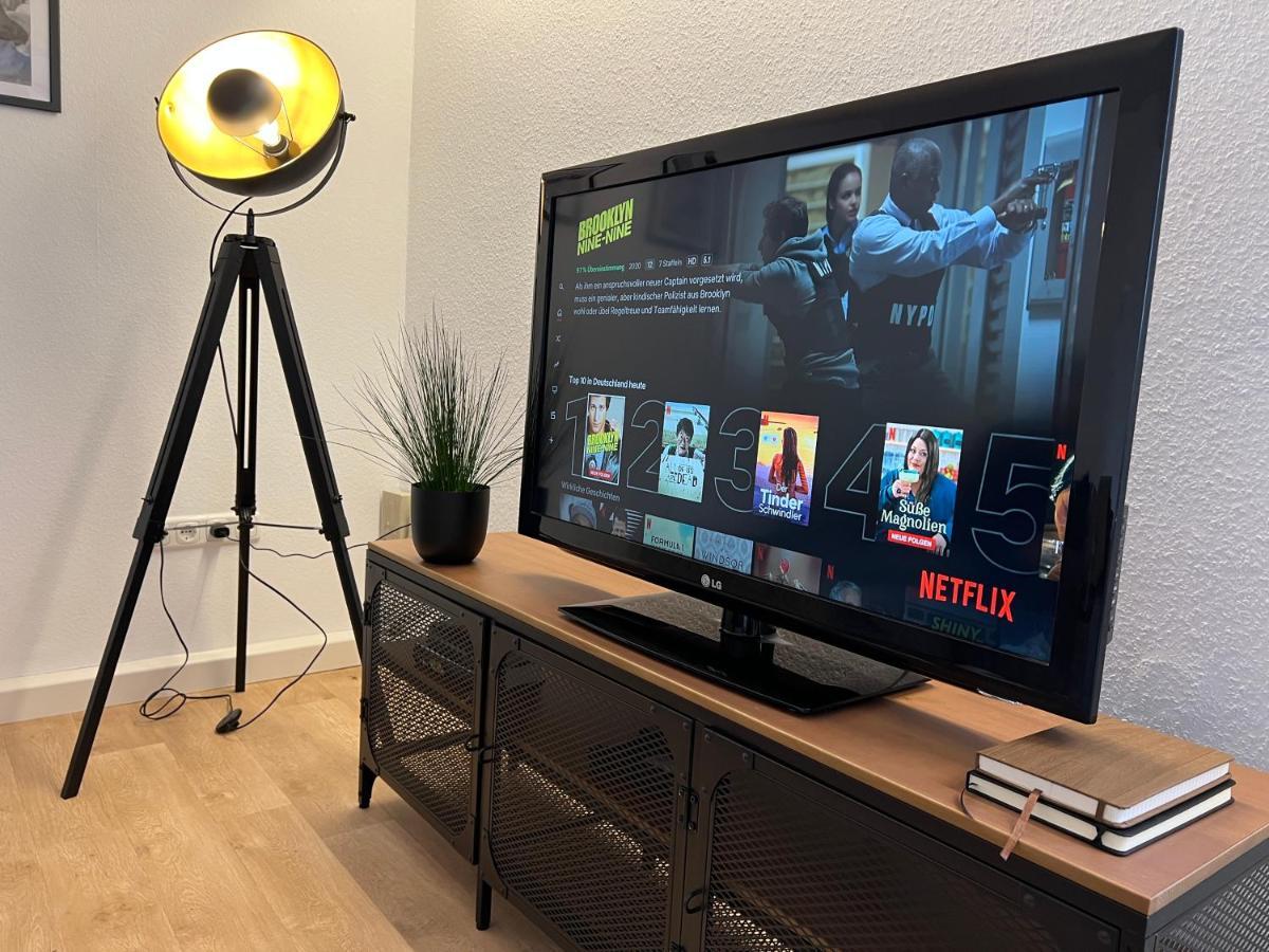 Modernes Haus Fuer 7 Gaeste 90M2 Tv Netflix Wlan Momlingen ภายนอก รูปภาพ