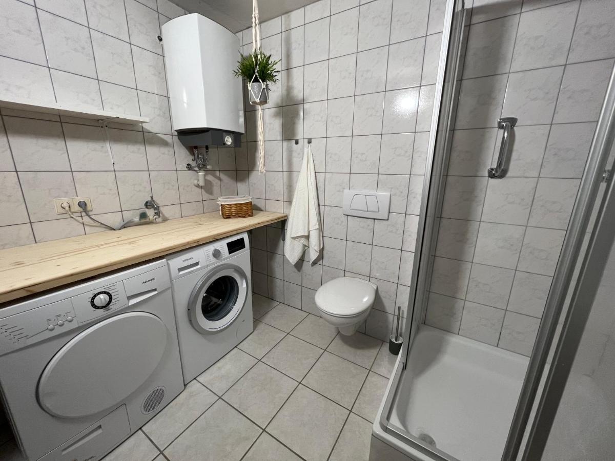 Modernes Haus Fuer 7 Gaeste 90M2 Tv Netflix Wlan Momlingen ภายนอก รูปภาพ